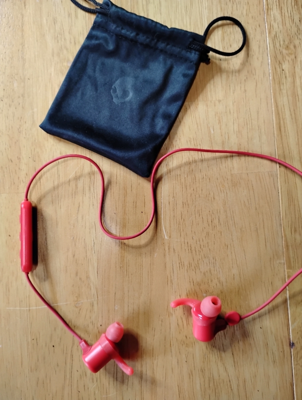 Skullcandy Red Wired In-Ear Earbuds with Carry Pouch